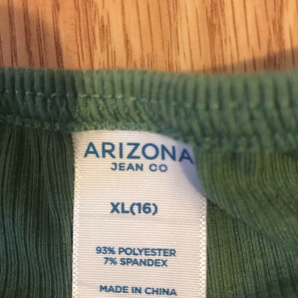 Jumper - Picture 2 of 2